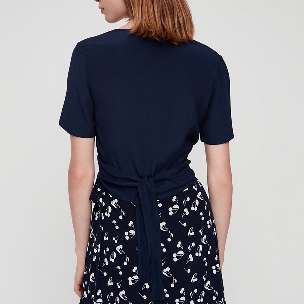 ARITZIA SUNDAY BEST Olson Top - Picture 3 of 12
